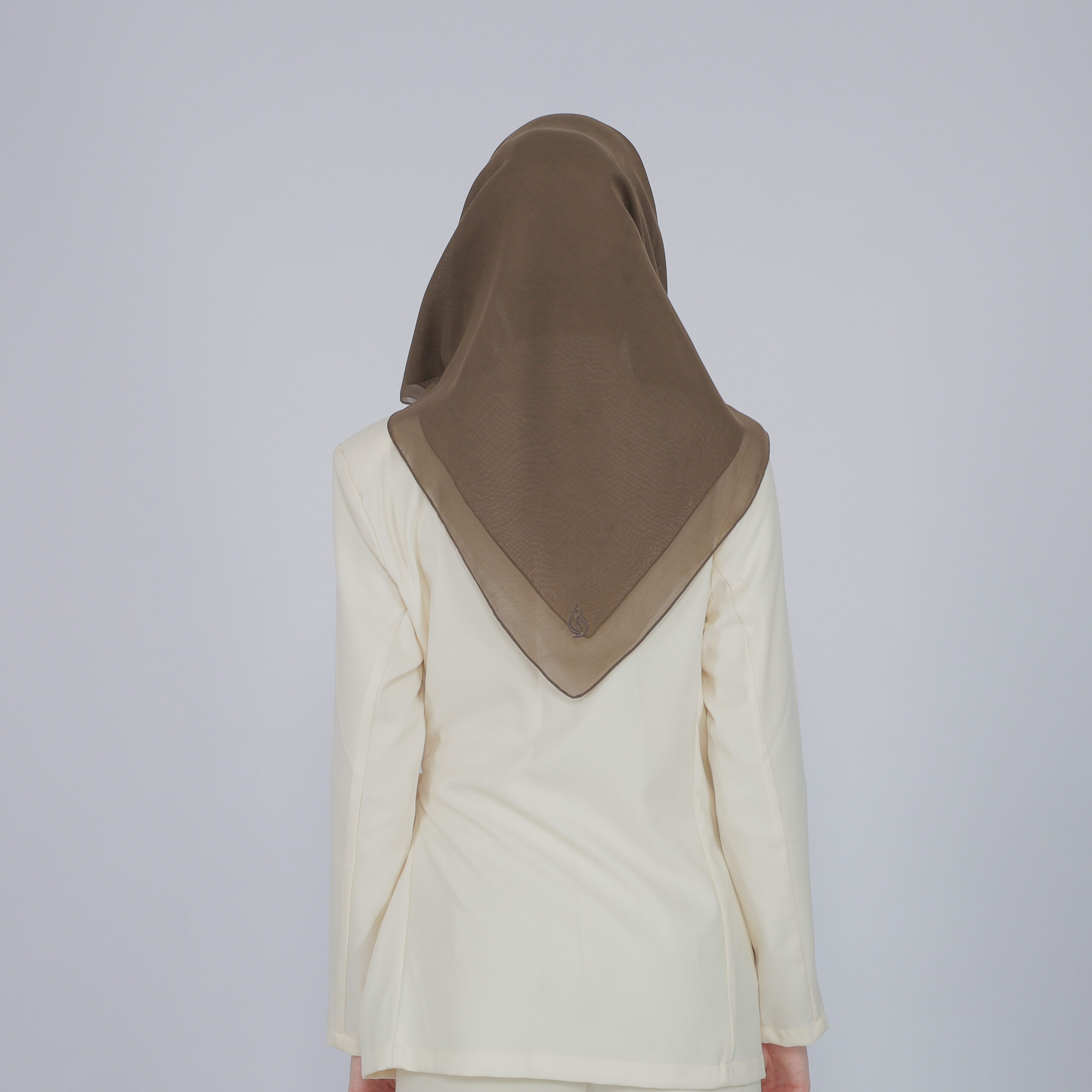 RASHAAD Haya Essential Hijab Segi Empat Paris Jepang — view 4