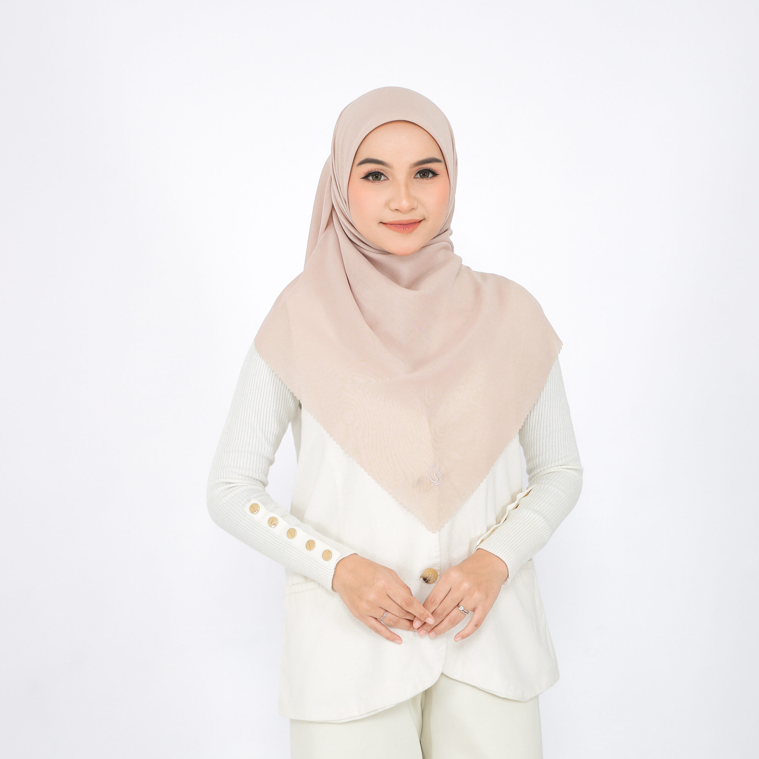 RASHAAD Haya Classic Hijab Segi Empat Paris Laser Cut — view 5